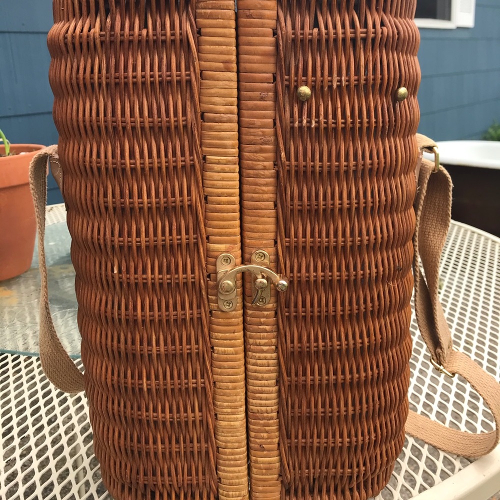 Wicker Wine carrier